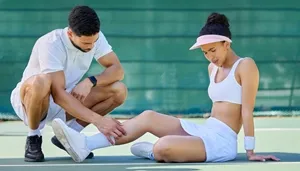 traumatologo_lesion_tenis_pierna_dr_alfonso_garcia_solorio_queretaro_300 x 171 Escena de lesión tenis pierna atendida por traumatólogo en Querétaro